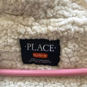 Sweatshirt zippered two pockets like new